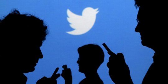 Twitter Kembangkan Fitur Untuk Pengguna yang Like Tweet Menyesatkan