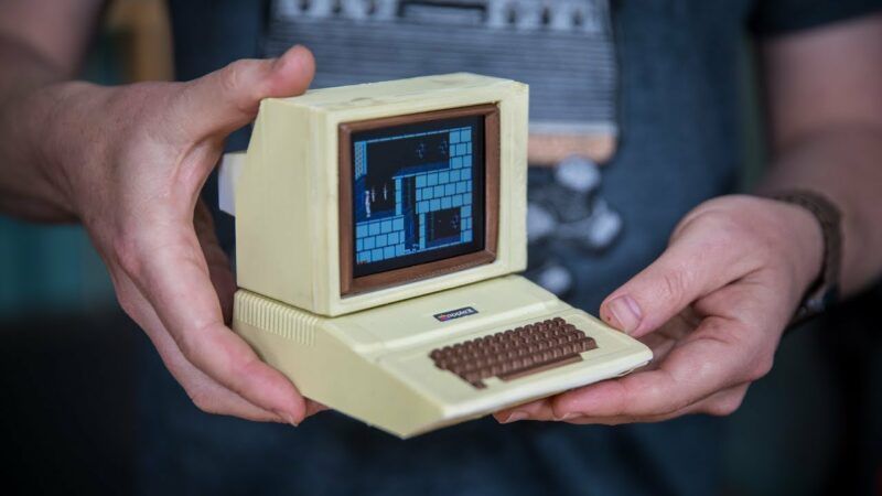 Image Komputer Generasi Keempat, Apple II