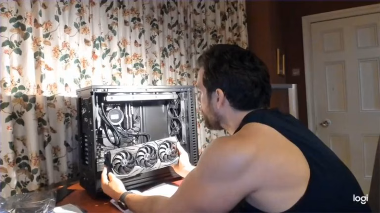 Aktor Superman Rakit PC Gamingnya Sendiri, Apa Saja Spesifikasinya? 11 Aktor Superman Rakit PC Gamingnya Sendiri, Apa Saja Spesifikasinya?