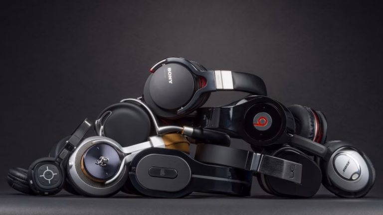 Rekomendasi 7 Wireless Headphone Terbaik Dibawah 200 Ribu