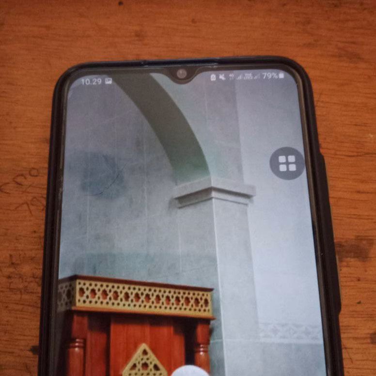 3 Cara Mengambil Screenshot di HP Samsung Galaxy A12 7 Ikon Menu Asisten Muncul Di Samping Layar