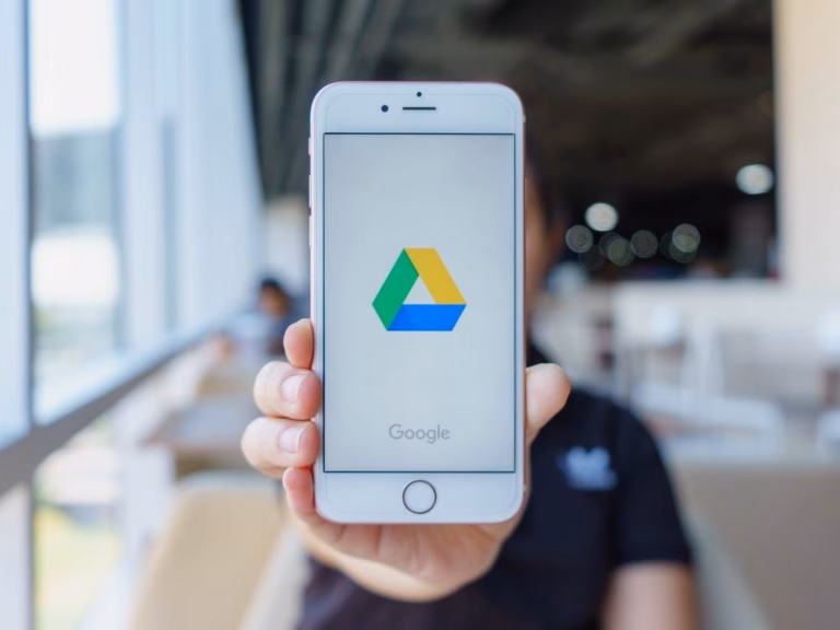 Cara Menyimpan File di Google Drive, Bisa Buat Foto, Video dan Banyak Hal 7 Cara Menyimpan File di Google Drive, Bisa Buat Foto, Video dan Banyak Hal