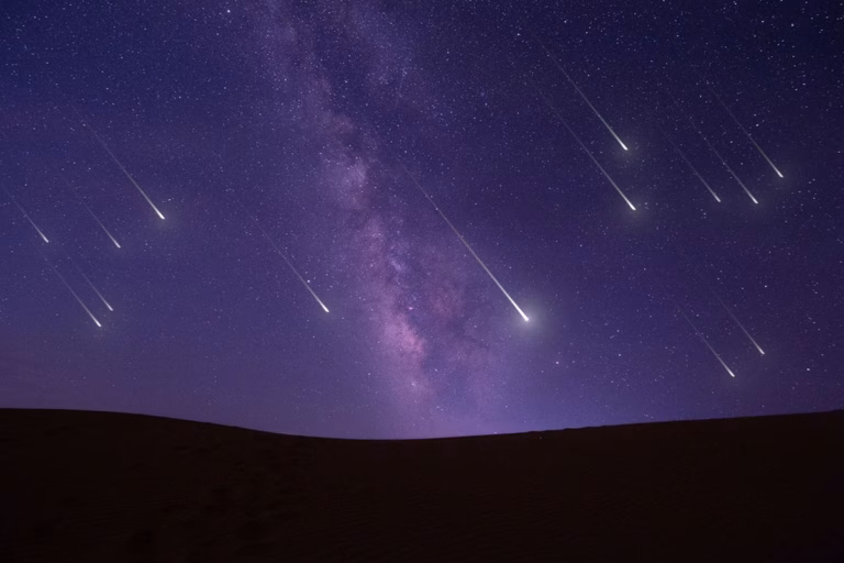 Hujan Meteor - Kompas