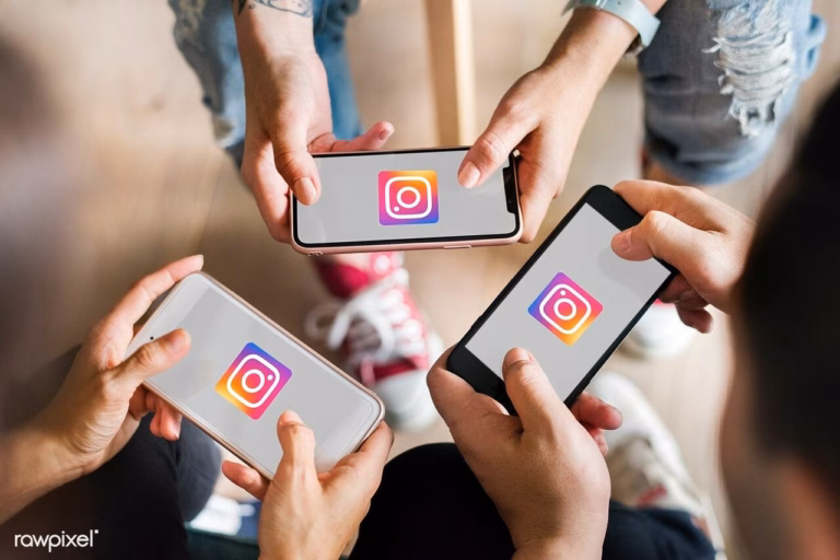 Ilustrasi Instagram (pinterest)