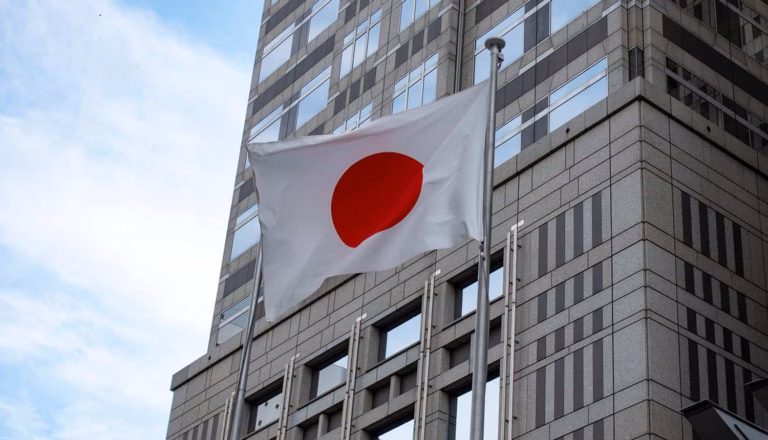 Pemerintah Jepang Meracang Aturan Anti Monopoli Pada Toko Aplikasi Mobile (cpomagazine.com)