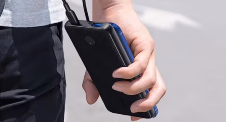 8 Rekomendasi Power Bank Terbaik, Cocok untuk yang Hobi Healing 2 8 Rekomendasi Power Bank Terbaik, Cocok untuk yang Hobi Healing
